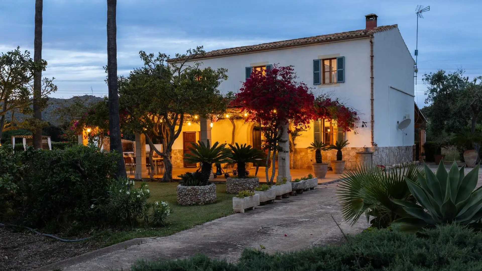 Villa Almadrava - Puerto Pollensa - Llenaire Spain